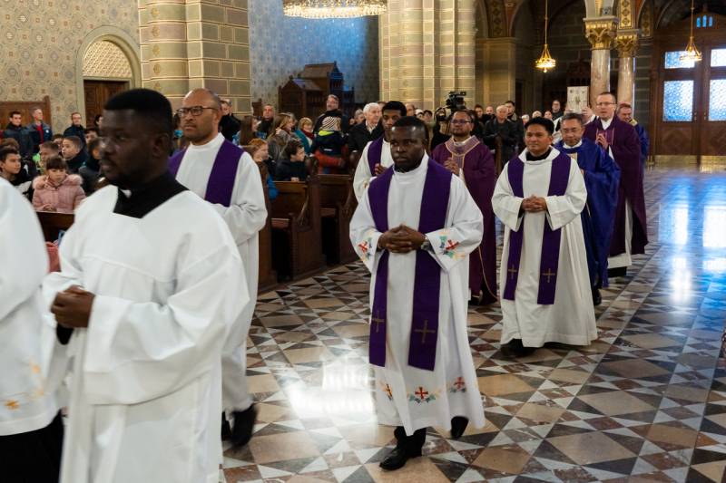 2023_12_verbita_zaro szentmise_06.jpg